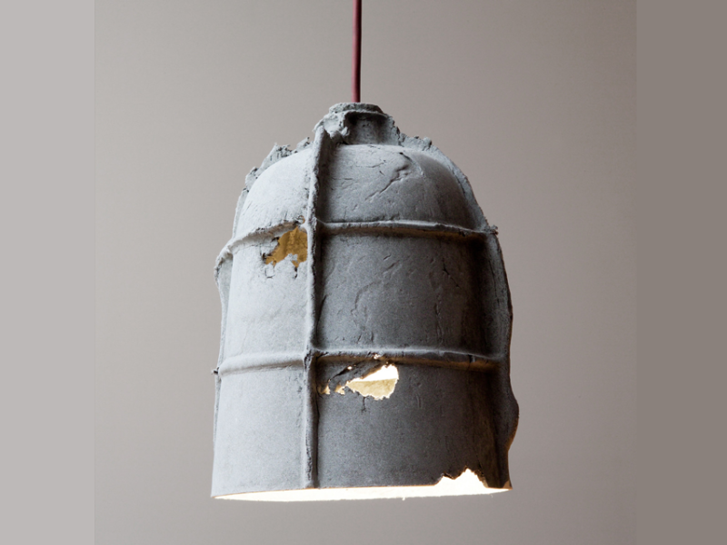 studio cod luminaires-contemporain mold lamp-grauer-hintergrund