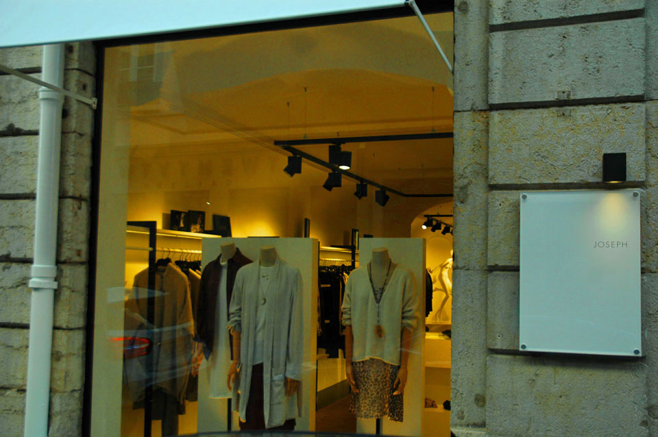 STUDIO COD - Arnaud Trimaille - Architecture d'Intérieur et Décoration Showroom - Magasin Joseph / AC17